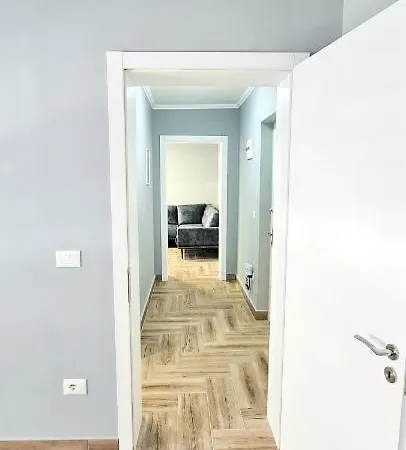 2V1 - 21 Dhjetori Apartment Tirana Exterior photo